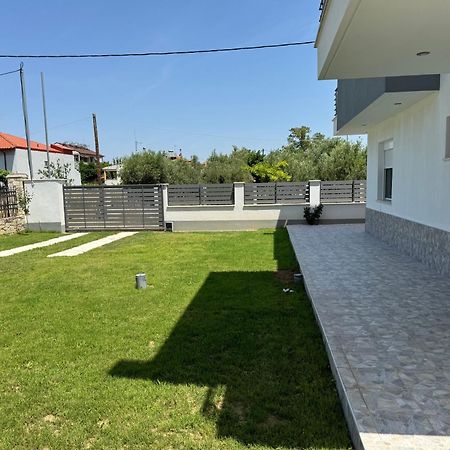 Adoniss Apartmentss باراليا ديونيسيو المظهر الخارجي الصورة